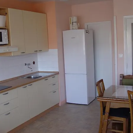 Apartament Maka